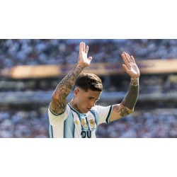 Enzo Fernández als zweiter Spieler im WM-Finale vom Platz gestellt Enzo Fernández als zweiter Spieler im WM-Finale vom Platz gestellt